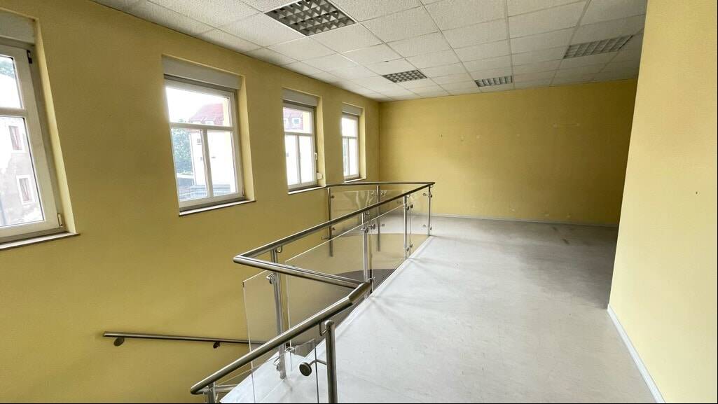 Gewerbeobjekt Pirna - 990&euro; | Angebot:25704820