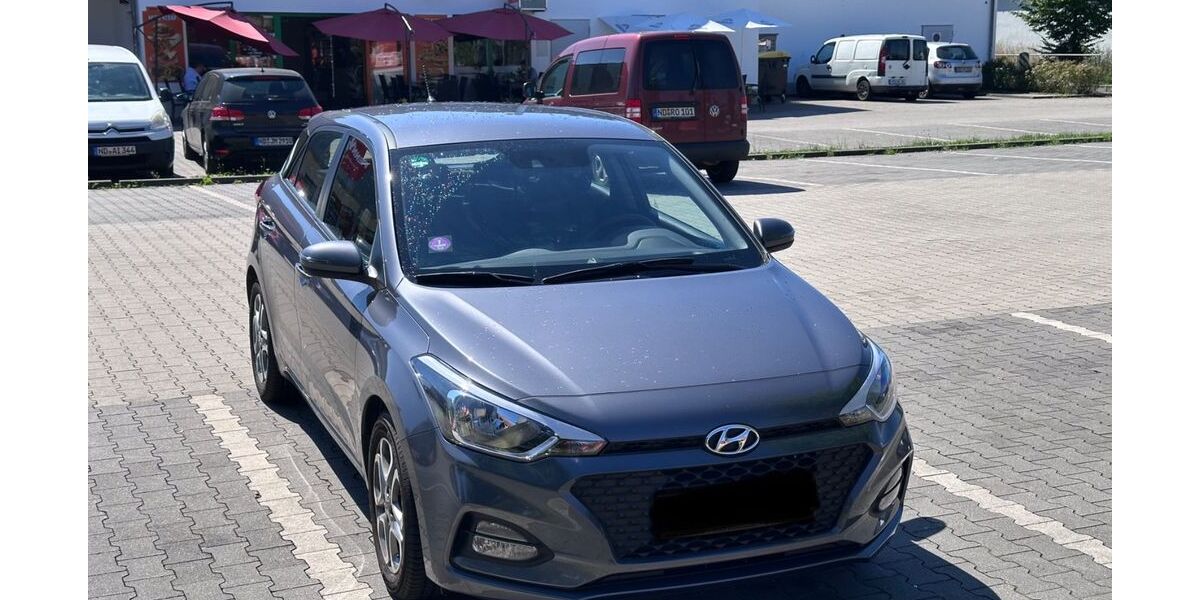 Hyundai i20 23.694 km 11.900 &euro; Baar-Ebenhausen 85107