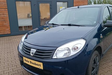 Dacia Sandero 100.000 km 4.000 &euro; Moormerland 26802
