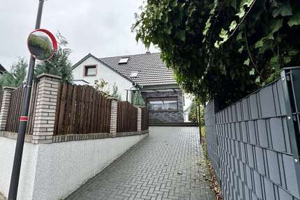 Haus zum Kaufen in Hennef 460.000 € 200 m² 8 zimmer