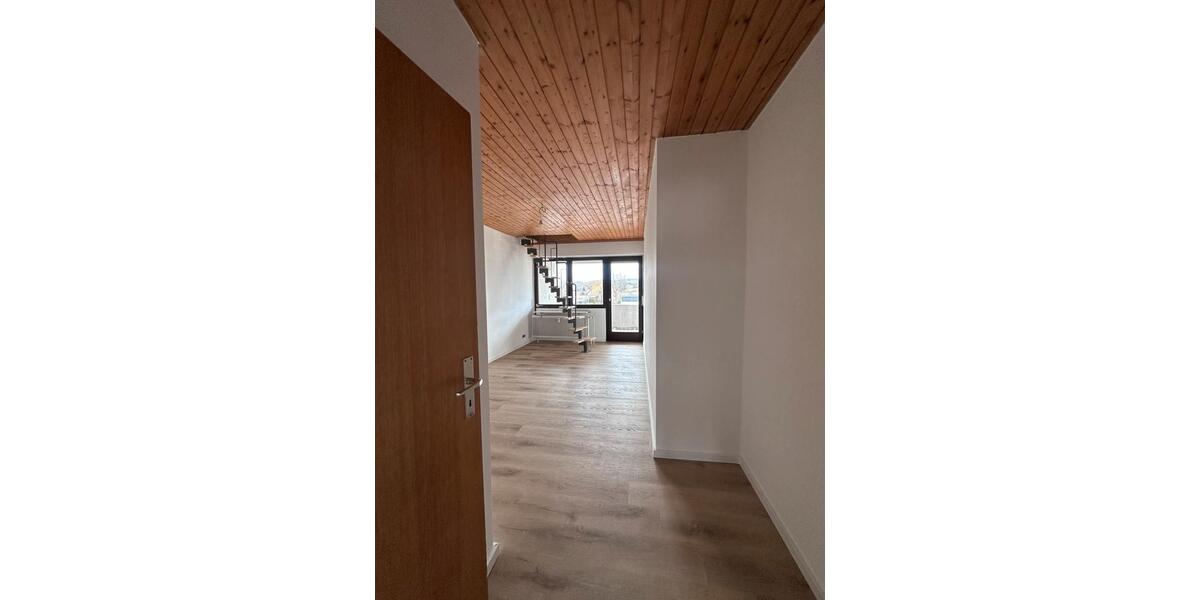 Etagenwohnung Filderstadt - 5 Zimmer, 121 m&sup2;, 1.770&euro; | Angebot:25049670