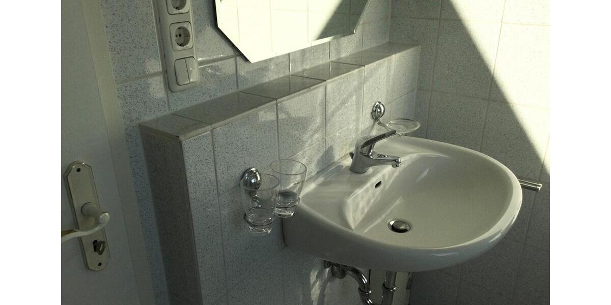 Dachgeschoßwohnung Krefeld Cracau - 2.5 Zimmer, 65 m&sup2;, 560&euro; | Angebot:25420402