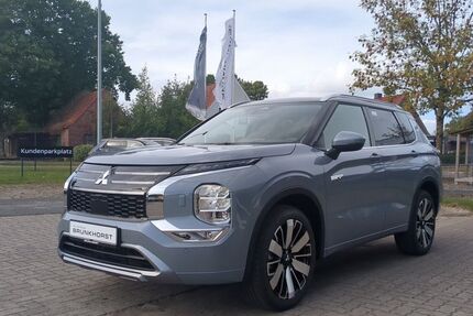 Mitsubishi Plug-in Hybrid Outlander 3.001 km 50.490 &euro; Zeven 27404