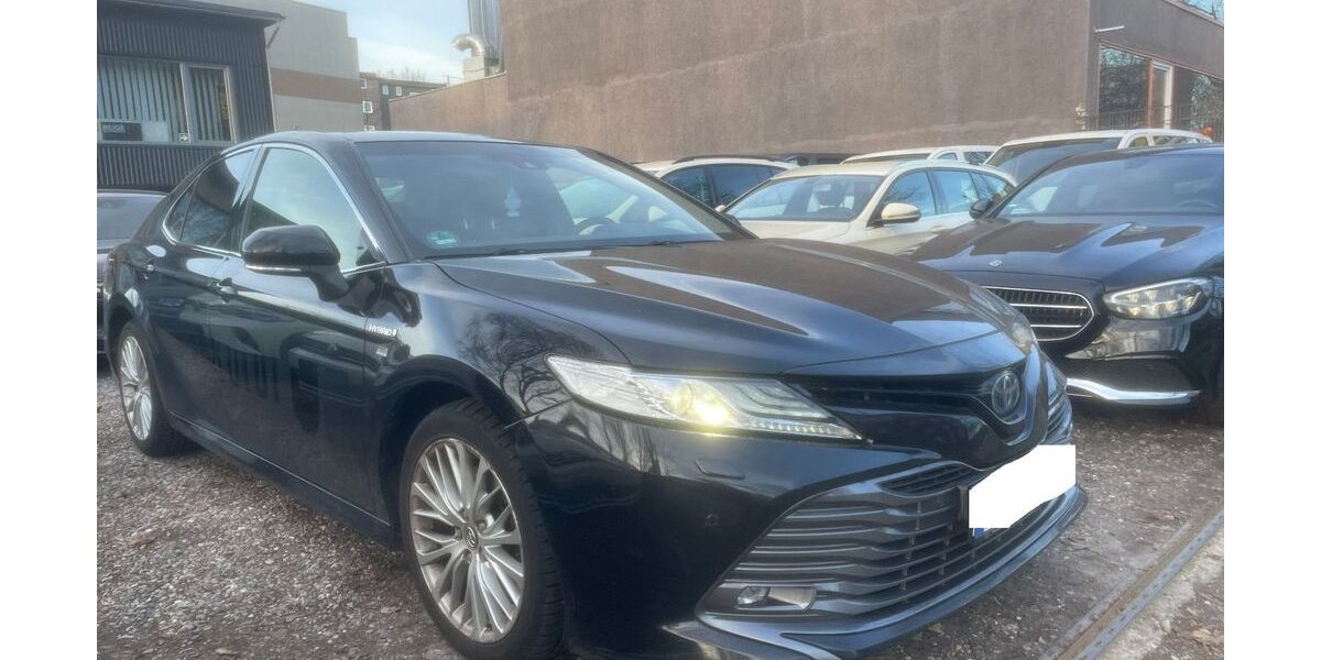 Toyota Camry 319.000 km 13.950 &euro; Hamburg 20537