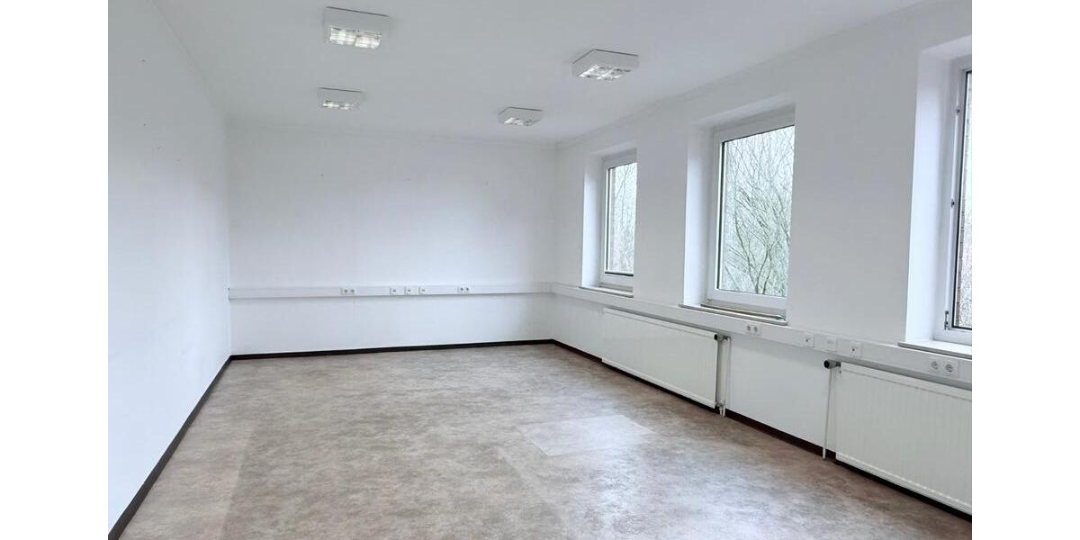 ⭐ Hochwertige Gewerbefläche in zentraler Lage von Papenburg ⭐ zimmer