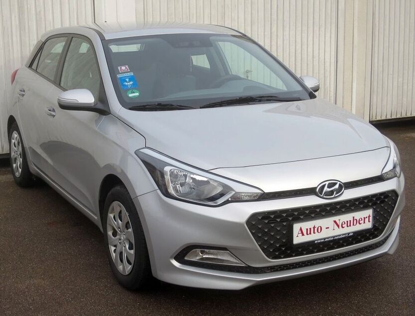 i20