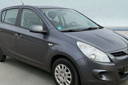 Hyundai i20 106.812 km 4.390 € Eppertshausen 64859