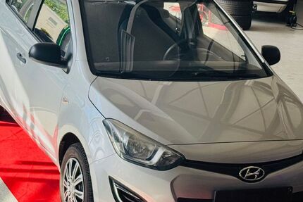 Hyundai i20 99.950 km 5.650 &euro; Bad Essen 49152