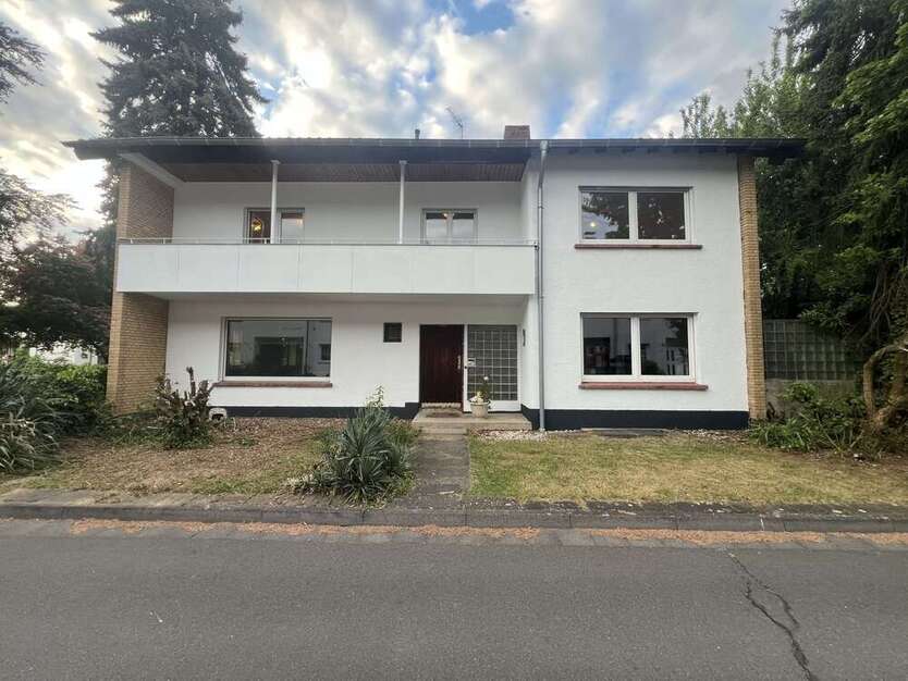 Haus zum Kaufen in Sankt Augustin 539.000 € 190 m²