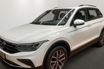 VW Tiguan 33.909 km 23.990 &euro; Düsseldorf 40233