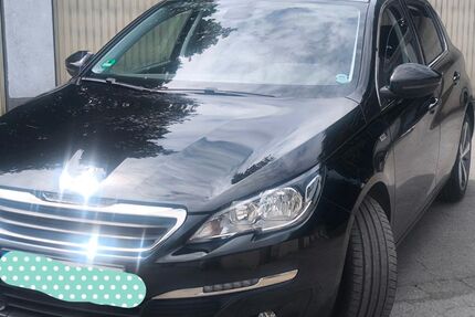 Peugeot 308 121.000 km 7.490 &euro; mülheim 45473