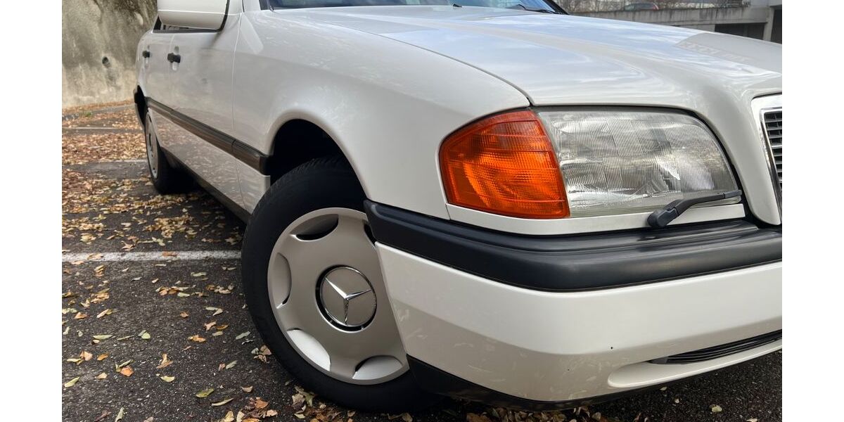 Mercedes-Benz C 220 80.000 km 7.400 &euro; Vörstetten 79279