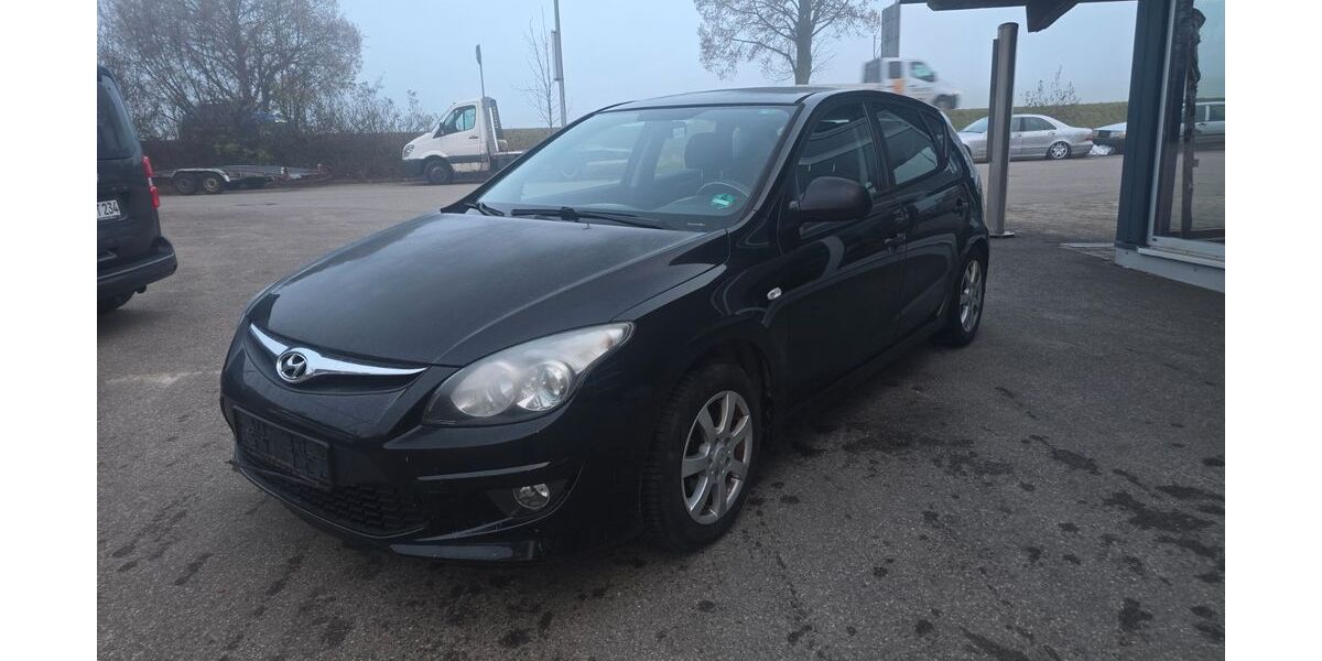 Hyundai i30 133.000 km 3.950 &euro; bad Wurzach 88410