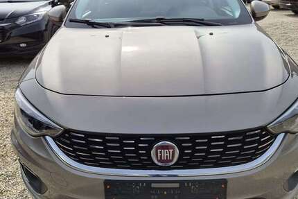 Fiat Tipo 141.360 km 8.400 &euro; Zwickau 08058