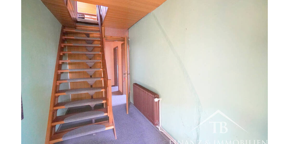 Einfamilienhaus Holtgast - 8 Zimmer, 180 m&sup2;, 260.000&euro; | Angebot:26787425