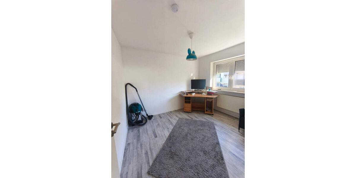 Reihenhaus Zirndorf - 6 Zimmer, 144 m&sup2;, 550.000&euro; | Angebot:27209548