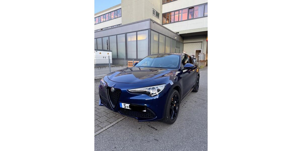 Alfa Romeo Stelvio 85.000 km 22.999 &euro; Stuttgart 70191