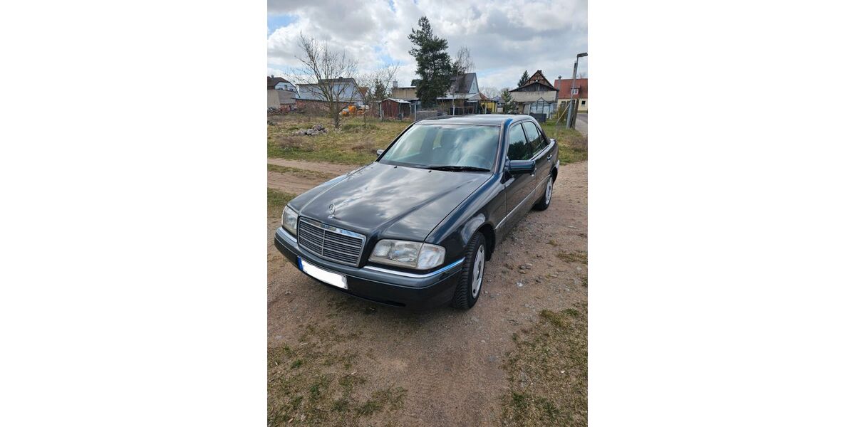 Mercedes-Benz C 180 197.000 km 650 &euro; Mahlwinkel 39517