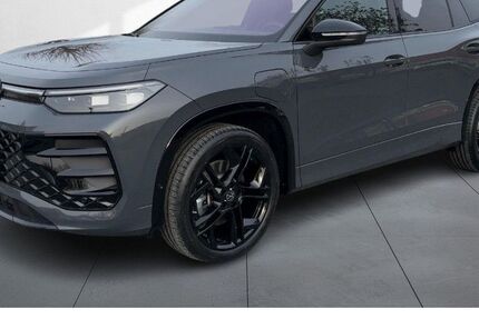 VW Tayron 1.500 km 66.780 &euro; Dresden 01169