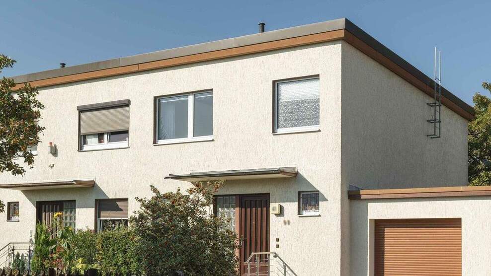 Endhaus + Westgarten + Garage + solide Substanz = Kostenbewusst durchstarten! 3 zimmer