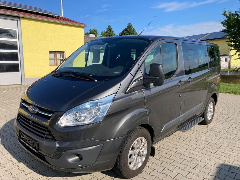 Ford Tourneo Custom 319.300 km 11.990 € Gebenbach 92274