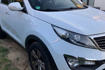 Kia Sportage 101.000 km 8.890 &euro; Britz 16230