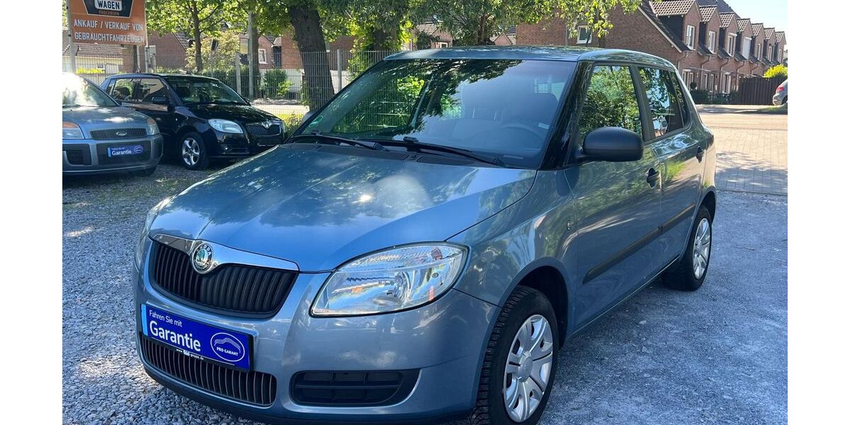 Skoda Fabia 106.000 km 3.990 &euro; Paderborn 33100