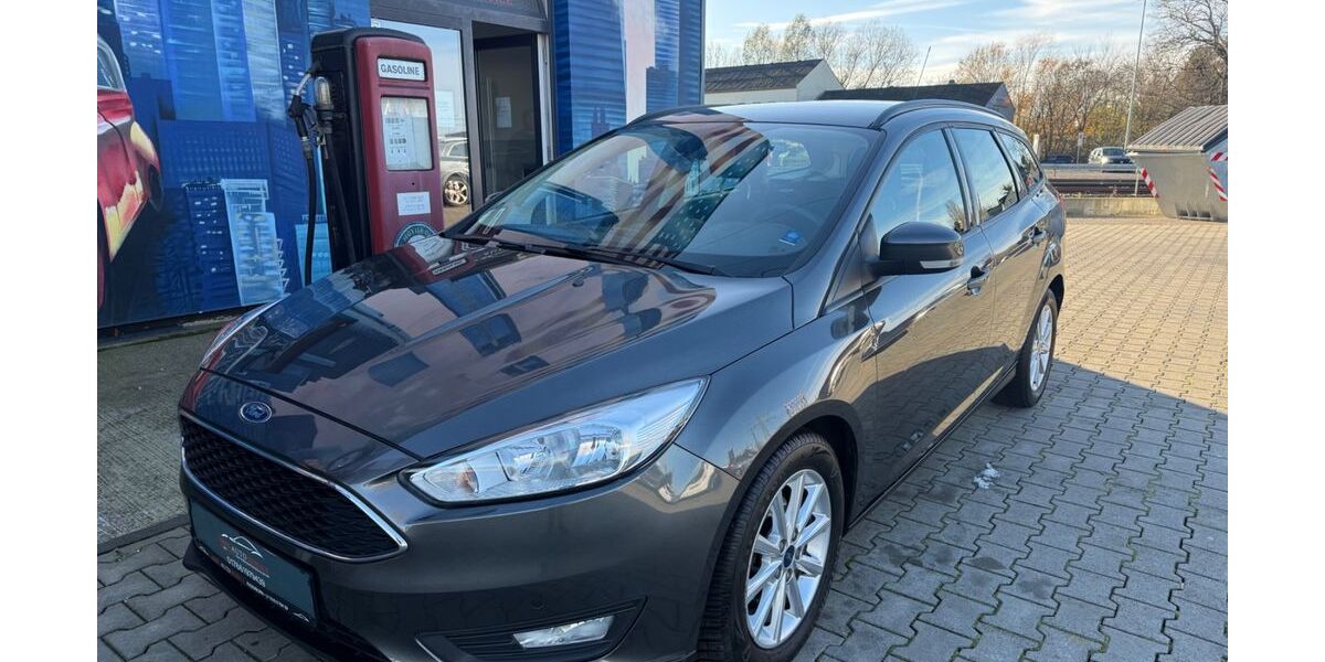 Ford Focus 99.999 km 7.999 € Paderborn 33104