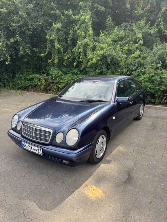 E 200