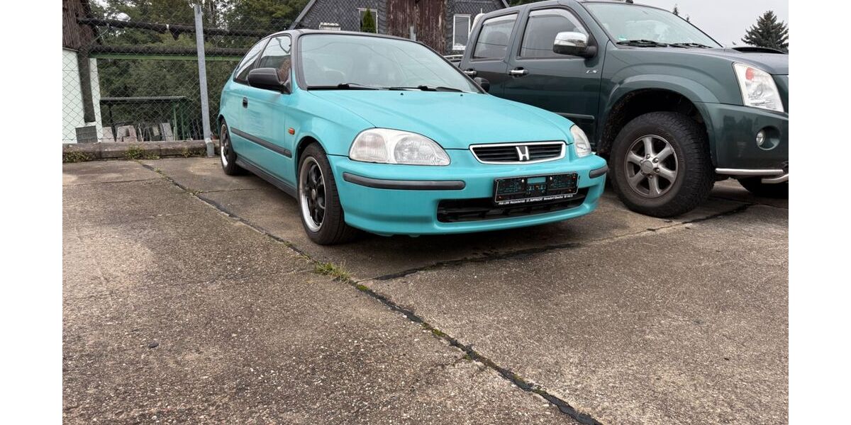 Honda Civic 162.000 km 6.500 &euro; Glauchau 08371