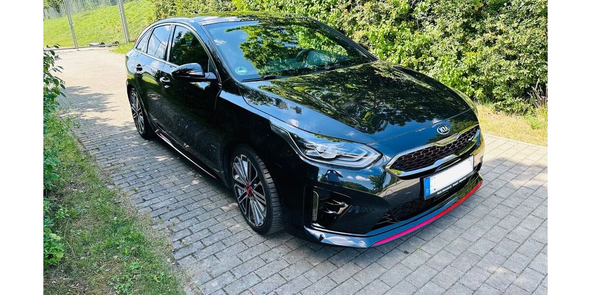 Kia pro ceed / ProCeed 40.800 km 21.999 &euro; München 81671