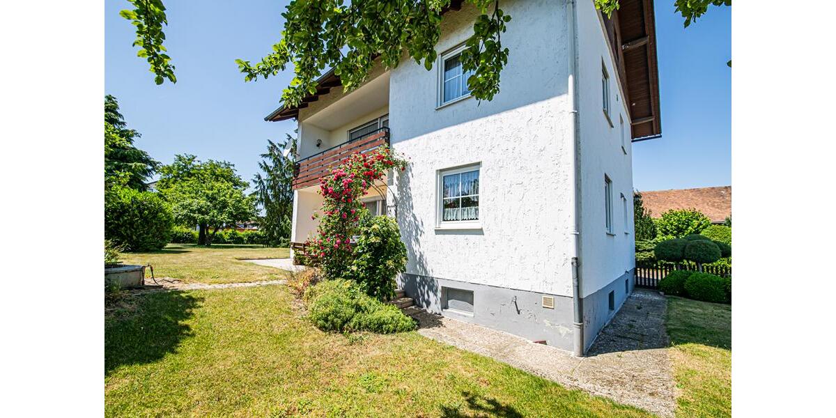 Zweifamilienhaus mit Garten in absoluter TOP-LAGE nahe Cham - Zweifamilienhaus Cham / Michelsdorf Michelsdorf | Angebot:12501300
