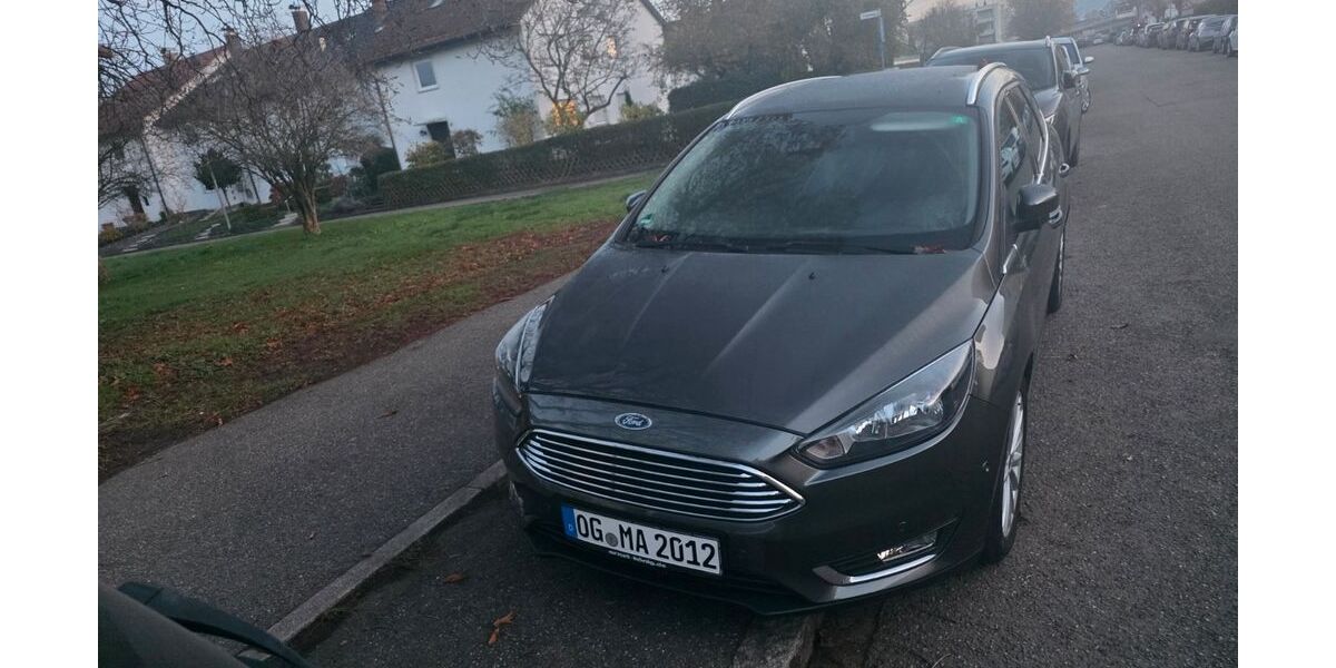 Ford Focus 125.000 km 7.800 &euro; Offenburg 77656