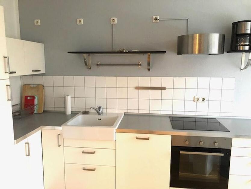CHARMANT MÖBLIERTE Wohnung! Ruhig und Innenstadtnah gelegen