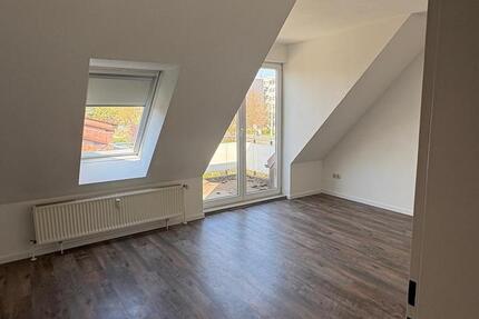 Große 3-Zimmer-Wohnung im Grünen mit Balkon