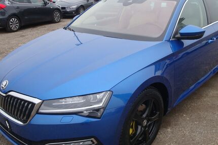 Skoda Superb 151.360 km 17.950 &euro; Neufahrn 84088