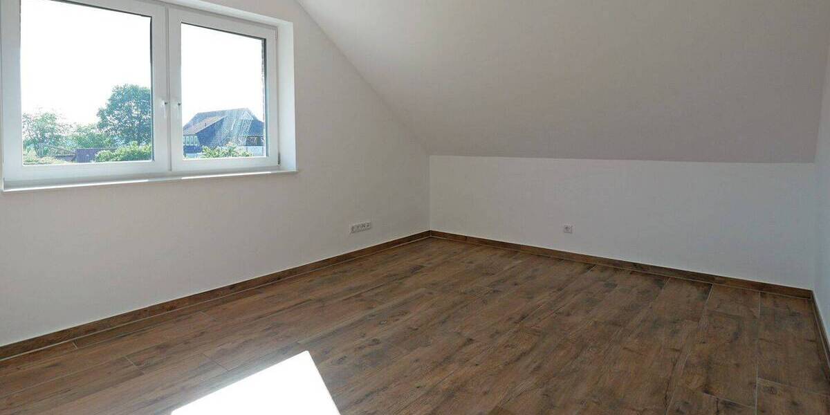 Doppelhaushälfte Goldenstedt - 4 Zimmer, 125 m&sup2;, 1.000&euro; | Angebot:26833763