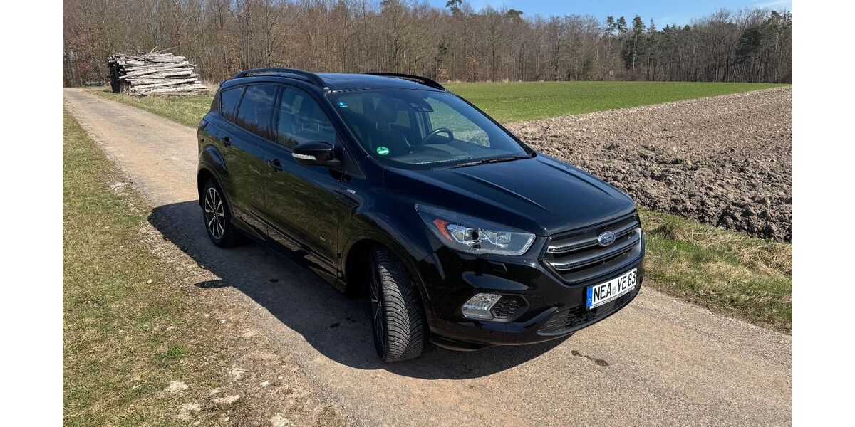 Ford Kuga 104.000 km 16.400 &euro; Neustadt 91413