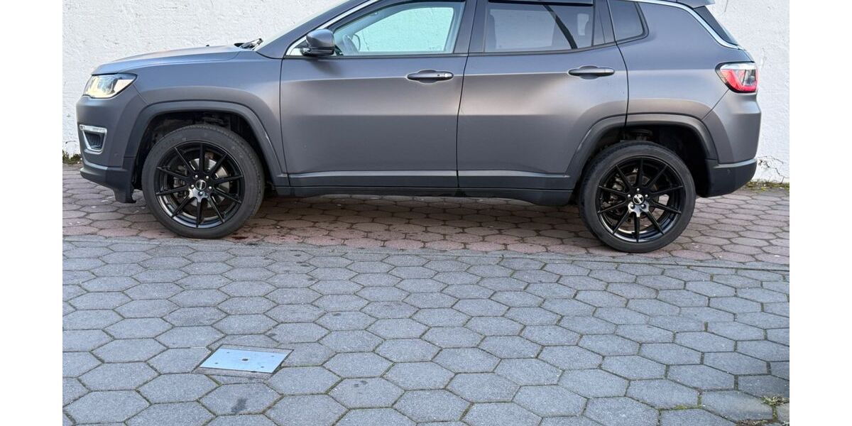 Jeep Compass 90.000 km 16.990 &euro; Mainz-Kostheim 55246