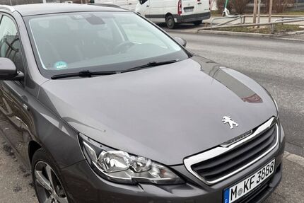 Peugeot 308 135.000 km 6.990 &euro; München 80935