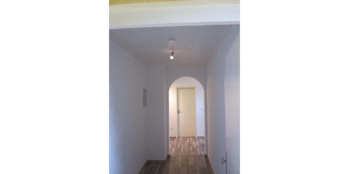 Dachgeschoßwohnung Schwarzenfeld - 3 Zimmer, 85 m&sup2;, 780&euro; | Angebot:26327194