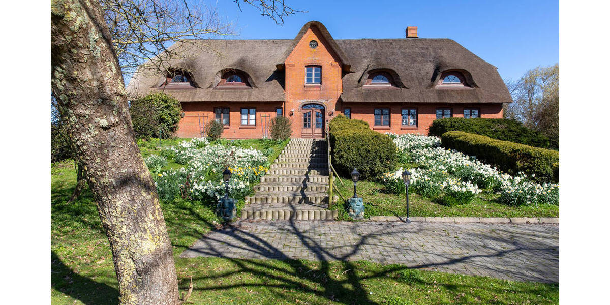 Mehrfamilienhaus, Wohnhaus Pellworm - 1 Zimmer, 500 m&sup2;, 995.000&euro; | Angebot:25705391