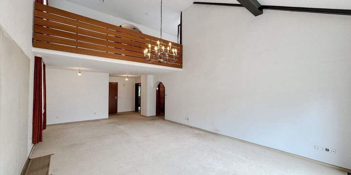 *** Besonderes Reiheneckhaus mit Galerie und Dachterrasse in Mögeldorf *** 5 zimmer