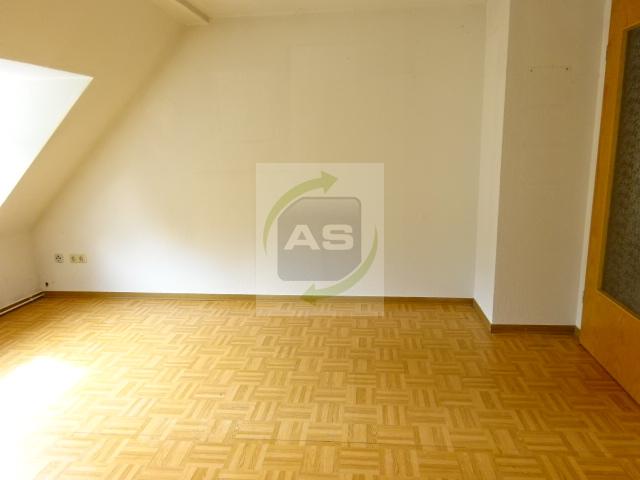 Dachgeschoßwohnung Wilkau-Haßlau Haßlau - 3 Zimmer, 50 m&sup2;, 349&euro; | Angebot:26134443
