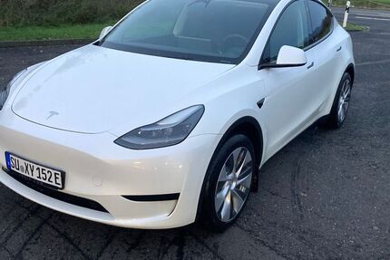 Tesla Model Y 37.000 km 31.990 € Wachtberg 53343