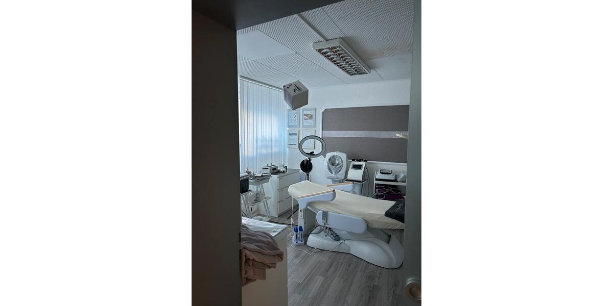 Einfamilienhaus Boxberg - 8 Zimmer, 182 m&sup2;, 89.000&euro; | Angebot:25612391