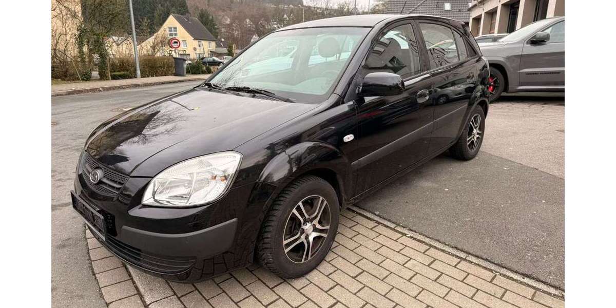 Kia Rio 127.000 km 3.499 &euro; Lüdenscheid 58515