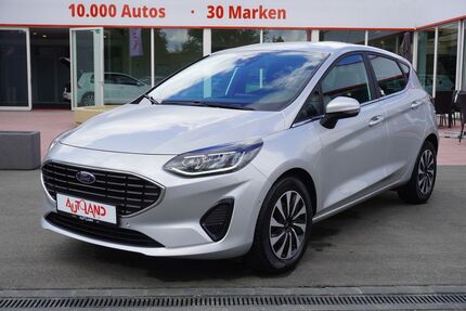 Ford Fiesta 30.192 km 19.990 &euro; Hoppegarten OT Hönow 15366