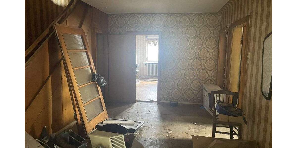 Mehrfamilienhaus, Wohnhaus Freisen Haupersweiler - 8 Zimmer, 244 m&sup2;, 59.000&euro; | Angebot:25670560