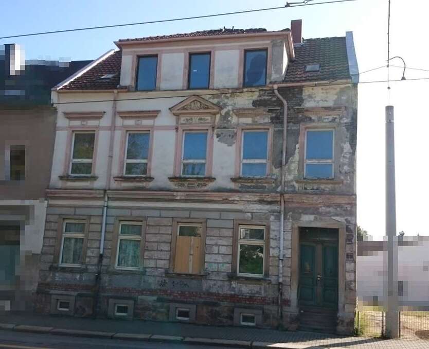 Haus zum Kaufen in Zwickau 69.000 € 216 m²